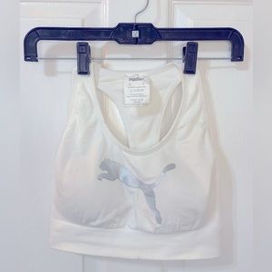 Puma Women’s Sports Bra. Size Medium.